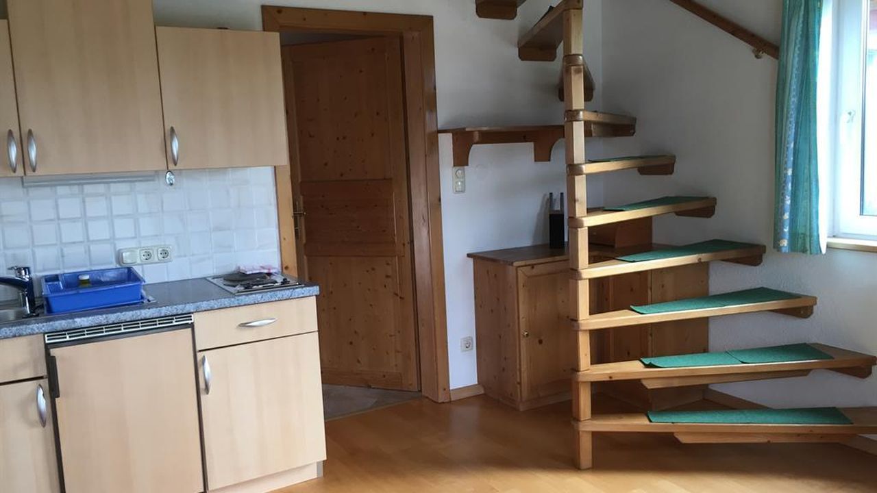 Aufgang zur Mansarde Aufgang zur Mansarde